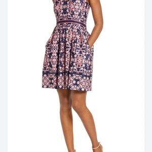 Vince Camuto Navy and Pink Floral Mini Dress size 2